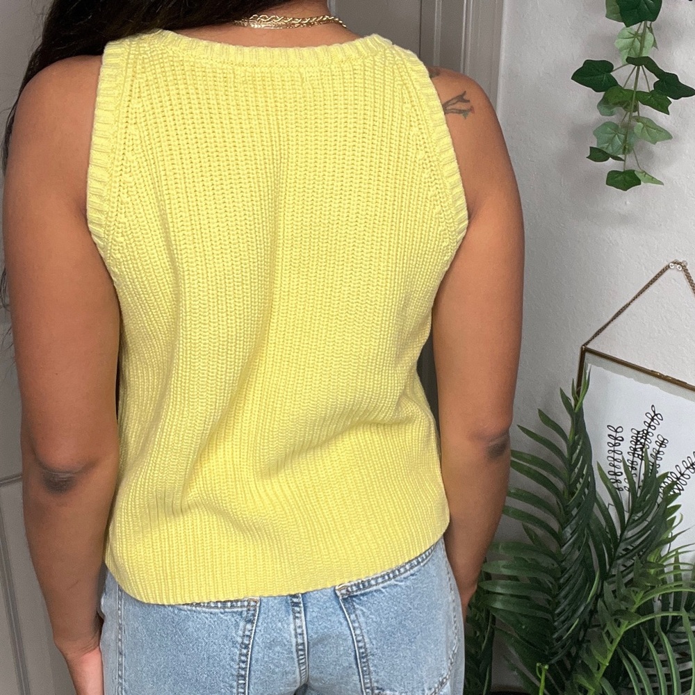 Women’s Small Yellow 525 America Sleeveless Knit Top - Picture 5 of 5